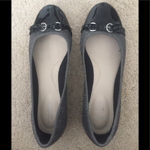 Flat shoes worn twice